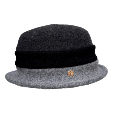 Women's wool hat with piping