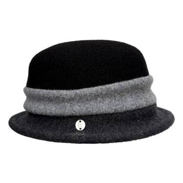 Women's wool hat with piping